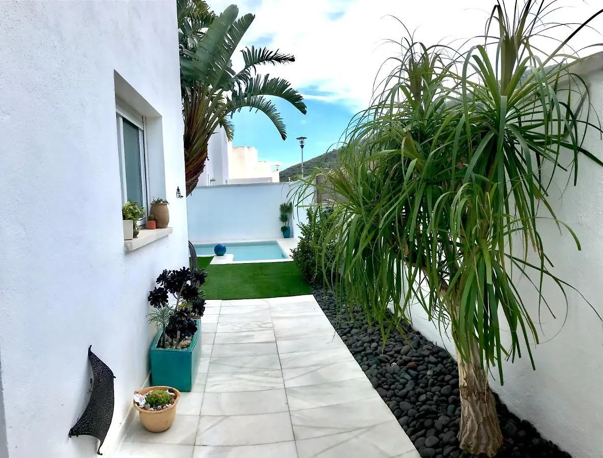 Villa Blanca Views&Pool San José